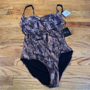 One Piece extra support cups snake print slimming swimsuit NWT - M/L